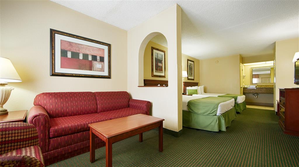 Best Western Orlando East Inn & Suites Room photo